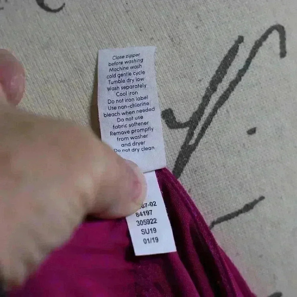 Athleta Womens Tank Top Pink Racerback Athletic Workout Sleeveless Shirt Small - Picture 14 of 15